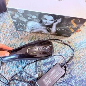 SmoothSkin Home IPL Hair Removal Device - Black